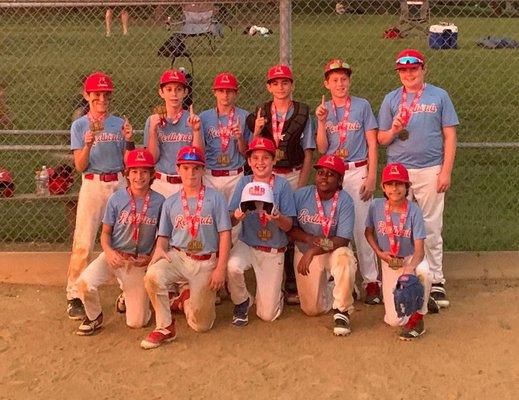 Redbirds 12u fall ball tournament champs