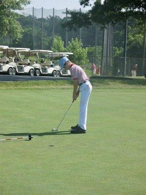 Practice Putting Green.