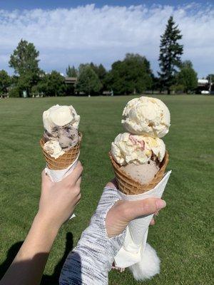 Vegan Tahini & Oreo, Cookie Dough, Salted Vanilla & Strawberry Cheesecake!