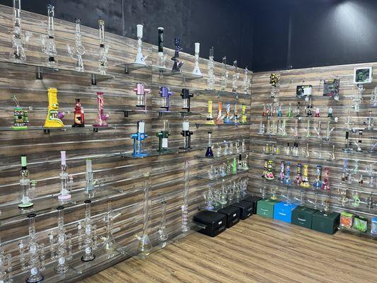 A lot of bongs