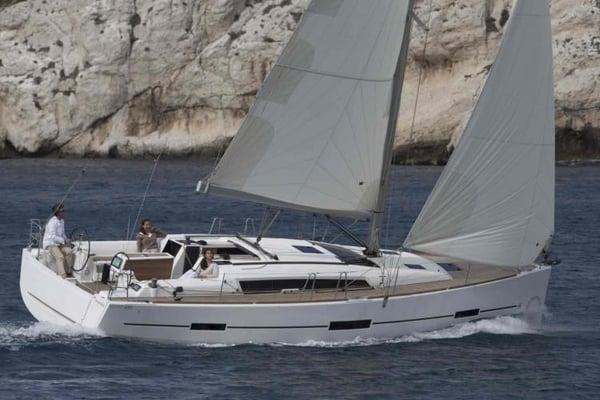 Dufour French Yachts. Denison Yacht sales is the official dealer for Dufour.