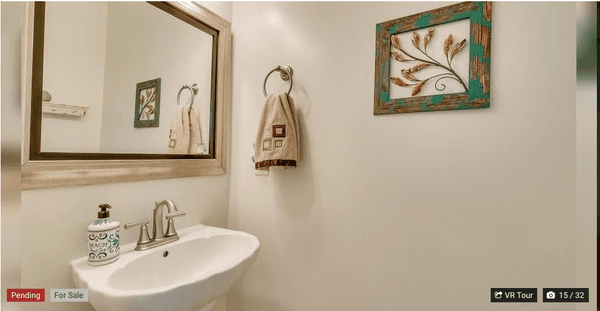 powder room walls