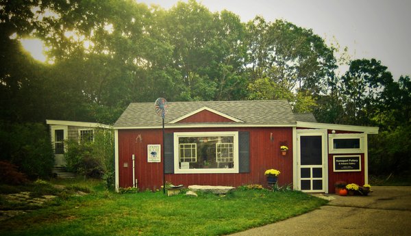 Homeport Pottery & Artisans Gallery