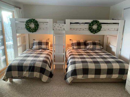 Loft & Bunk Beds.