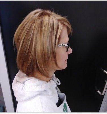 Hannah did all over cover 1st, to hide my grey, & then finished with highlights. Finished off w/a trim. Love it! ‍