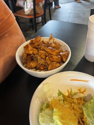 Chicken Hibachi Bowl and a side salad with ginger dressing.