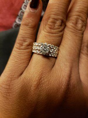 My Wife is in Love with her Leo diamond!