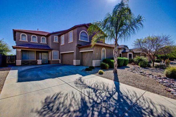 Over 3000 sq. ft. on the Golf Course in Johnson Ranch, San Tan Valley, AZ!