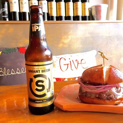 Organic IPA beer, with Black Angus Steak Burger.