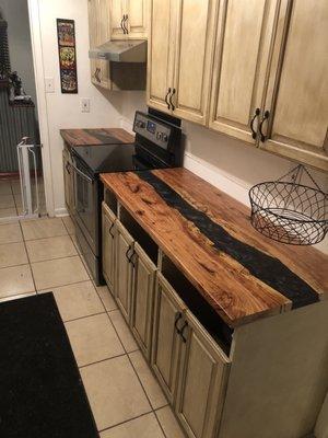 Live Edge Counter Top