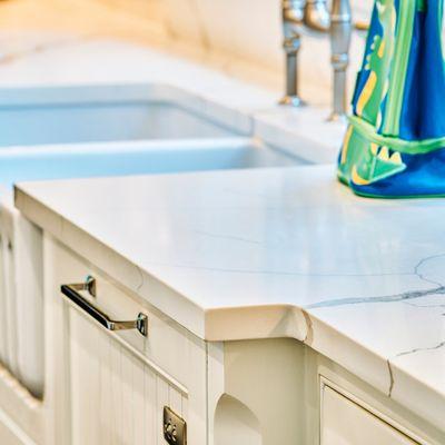 Custom kitchen countertops and cabinets