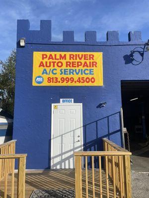 Palm River auto under new ownership