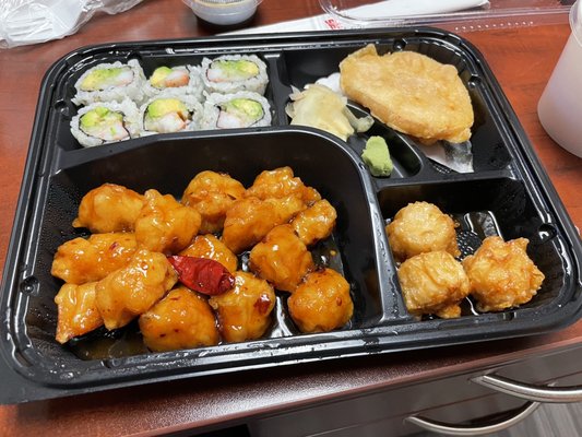 General Tso's Chicken Lunch Box