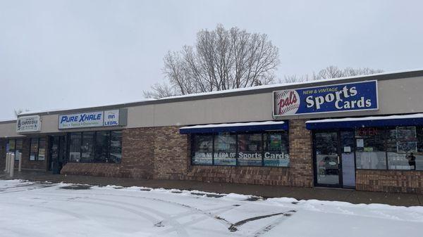 Round Lake Andover Plaza. Pure Xhale, Pal's Sports Cards & Just Ask Paul Computer Repair