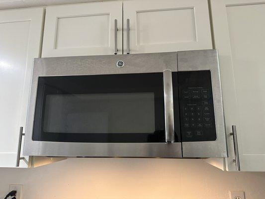 Old Nonfunctional Microwave