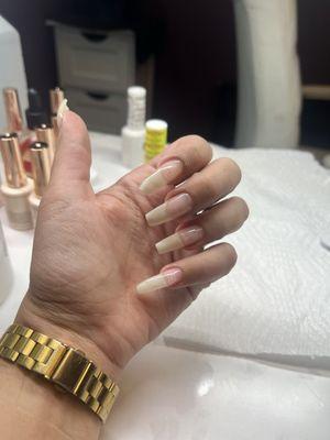 My natural nails were able to grow this long thanks to Alyssa, her high quality products and her attentive techniques.