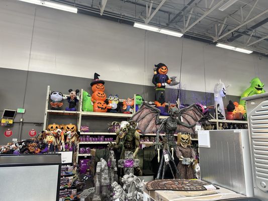 Halloween Decor