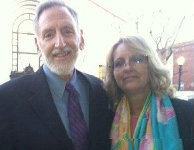 Dr. and Mrs. Annis at Ribbon Cutting