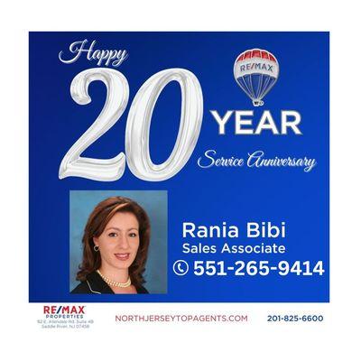 20 years in Real Estate with RE/MAX.
Here's to the next chapter, new opportunities, and continuing to serve you. Where do you want to live?