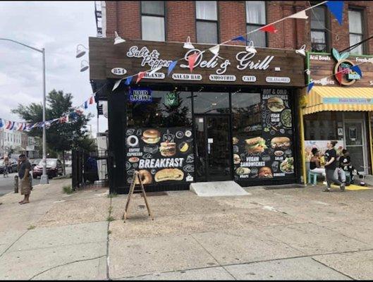 Salt & pepper deli