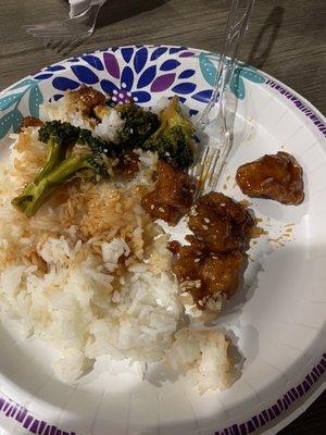 Sesame chicken and white rice