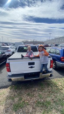 The kids saying goodbye to their late fathers truck