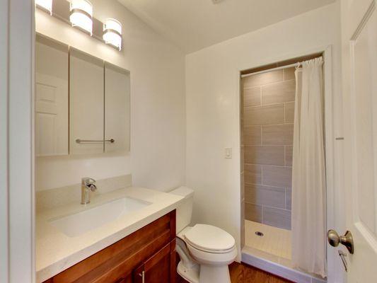 Bathrooms at Hampshire Apartments in Redwood City.