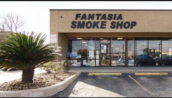 Fantasia Smoke Shop