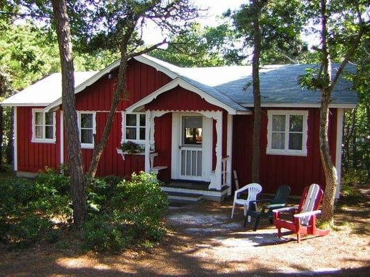 Cottage #3 = 3-bedrm