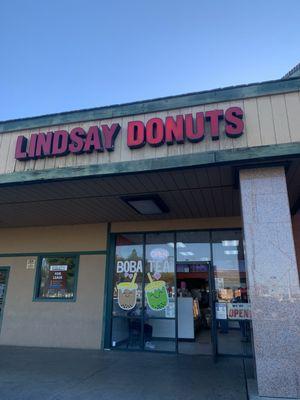 Lindsay Donuts