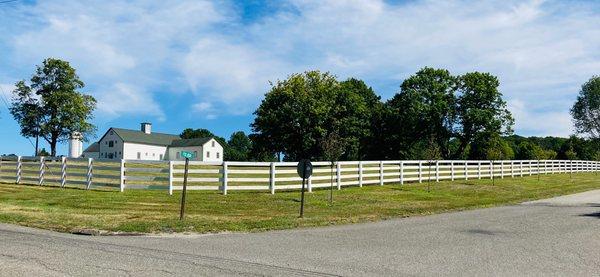 4-rail Farm Fence