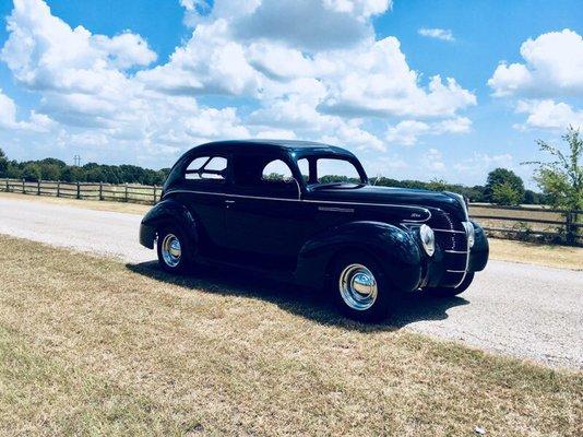 1939 Ford Tudor, full restoration, rust repair, new wire harness, 4 wheel disc brakes