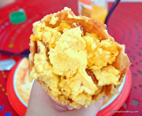 BREAKFAST CONE W/ EGG N BACON