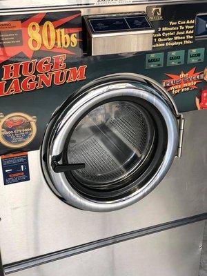 80 pound washer! Great for big loads, bedding, towels etc.