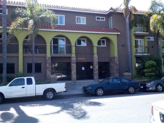 Cordary 3 Apartments Studios, 1bdrm, & 2bdrm 2bath all utilities paid