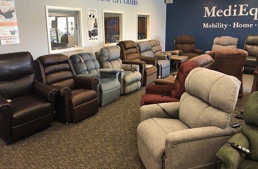 With styles to fit everyone's taste, come check out our lift chair selection.