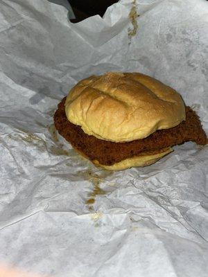 Scorching crispy chicken sandwich