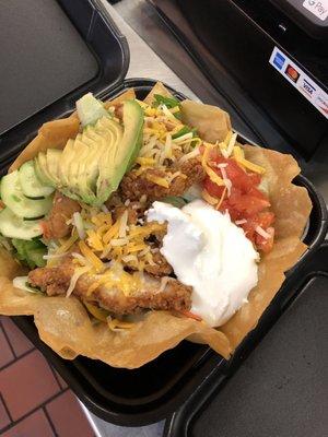 Crispy chicken tostada salad