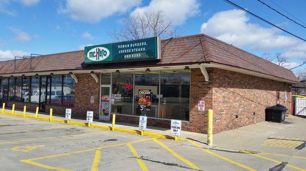 Commercial For Lease 108 Cherry Ave. Chardon, Ohio 44024