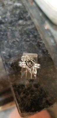 Interlocking rose ring, Designed and custom made by Randy Davis, coolerjewelers