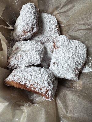 Beignets $15