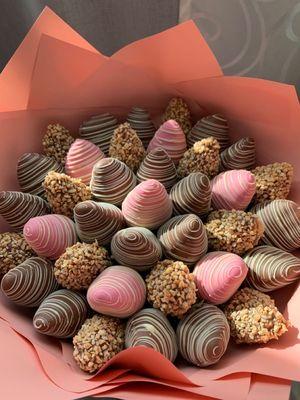 Bouquet from Belgian chocolate covered strawberries