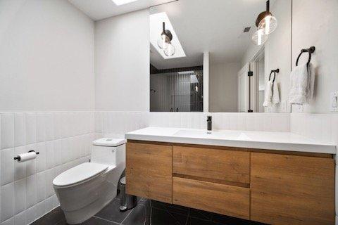 White tiles bathroom