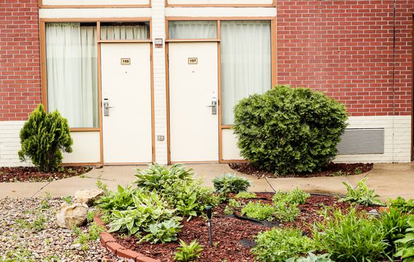 Courtyard Guestrooms