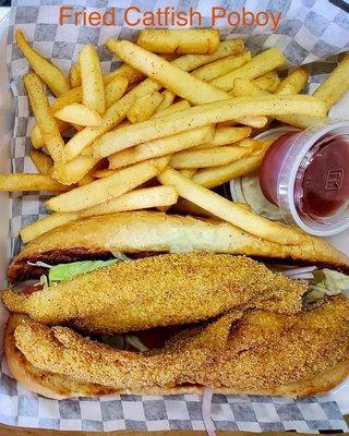 Fried or grilled Catfish Poboy