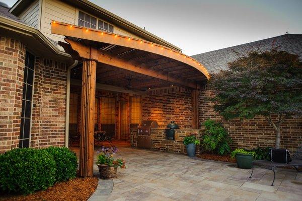 Pergola, Outdoor Kitchen, & Belgard Pavers, Allen TX