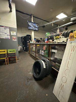 Tony's Tire Shop