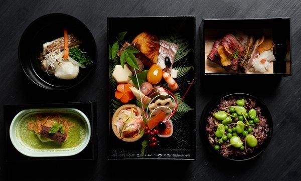 Osechi Box 1/6 - 1/15