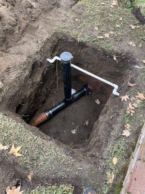 New install of a 4" clean out sewer access fitting in Arcadia, CA . Just before backfilling ditch in homeowners front yard.