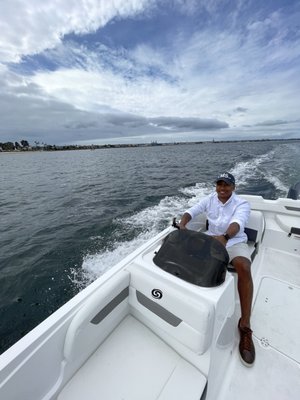 First time driving a boat! Ig:@jazz_rae